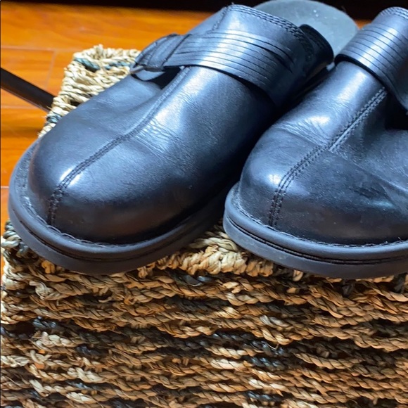 Clarks Black Leather Flats - Picture 4 of 7